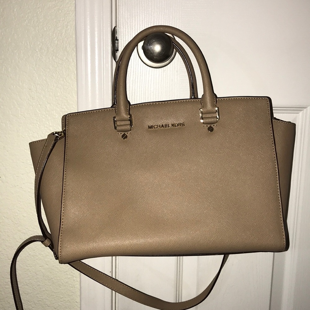 MK BAG AUTHENTIC